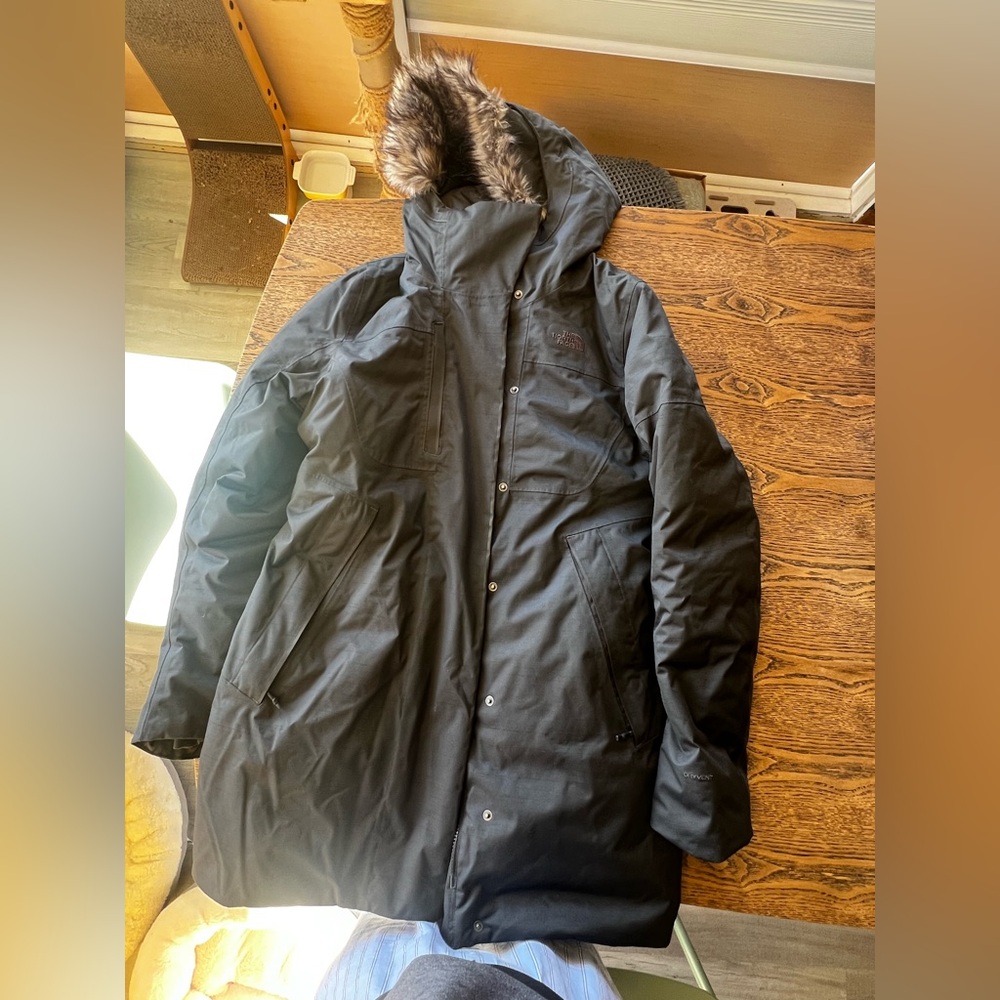 The North Face 550 Women’s Down Coat